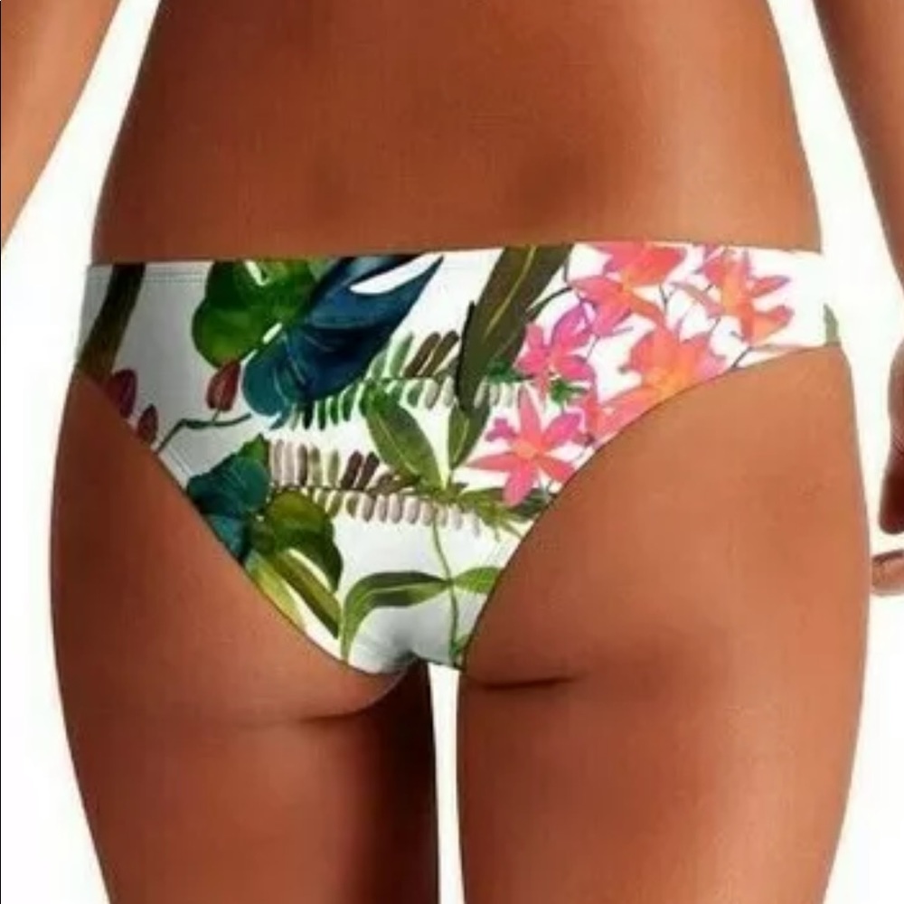 NEW with Tag Vitamin A Neutra Lush Life Tropical Print Floral - Picture 2 of 3